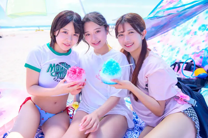 【北岡果林・柏木こなつ・花守夏歩】艶やかな美少女が魅せる中出しの真髄…絶対に見逃せない-1