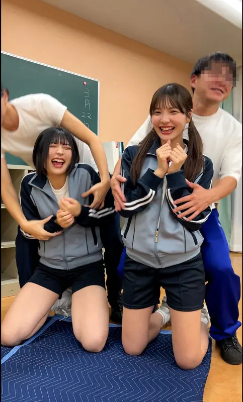 【佐藤愛瑠・虹村ゆみ】【その美に酔いしれる】可憐な制服姿の女子校生な姿に心を奪われる-2