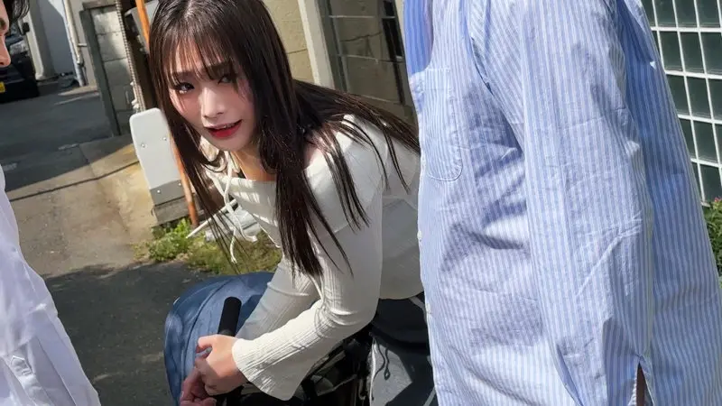 【滝ゆいな】魅惑的な人妻×イラマチオ＝脳がバグるレベルの抜き特化作-1